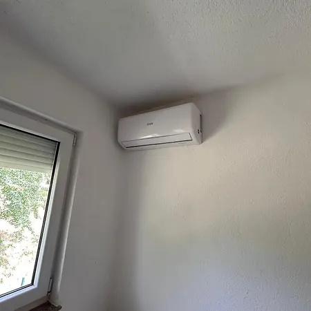 3 Bedrooms Willa Ilijas