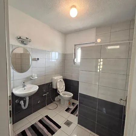 3 Bedrooms *