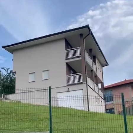 3 Bedrooms *