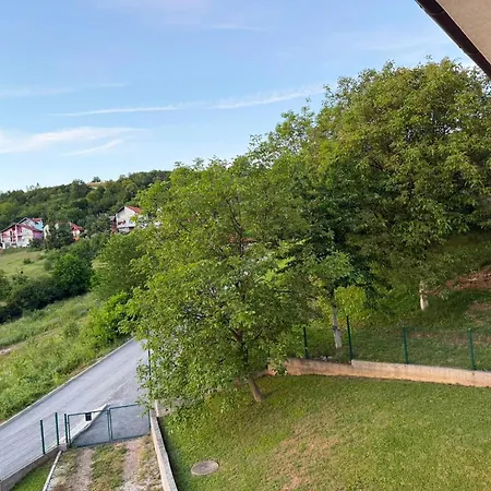 ヴィラ 3 Bedrooms Ilijaš