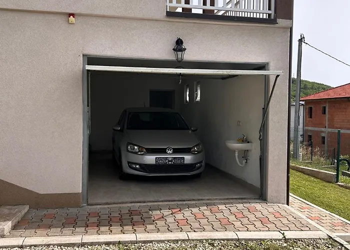 3 Bedrooms Villa Ilijas